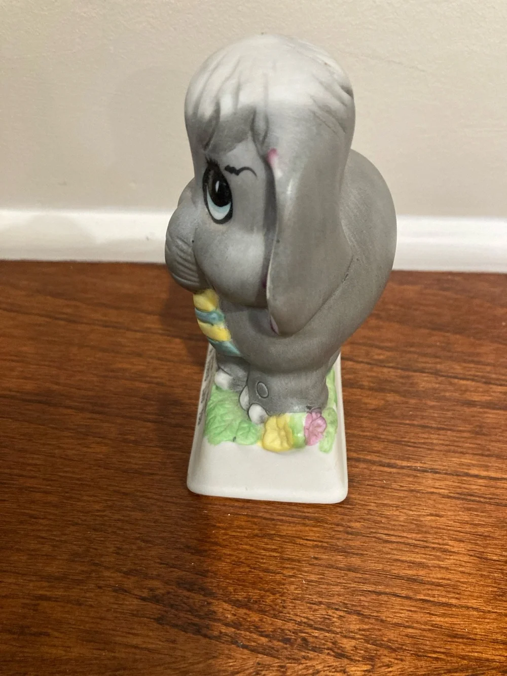 Vintage Gray Elephant Figurine Friendship Decor - 1979 Russ berries